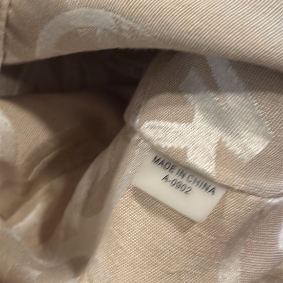 Michael Kors Vintage Uptown Astor Leather Studded Satchel EUC - Picture 14 of 17